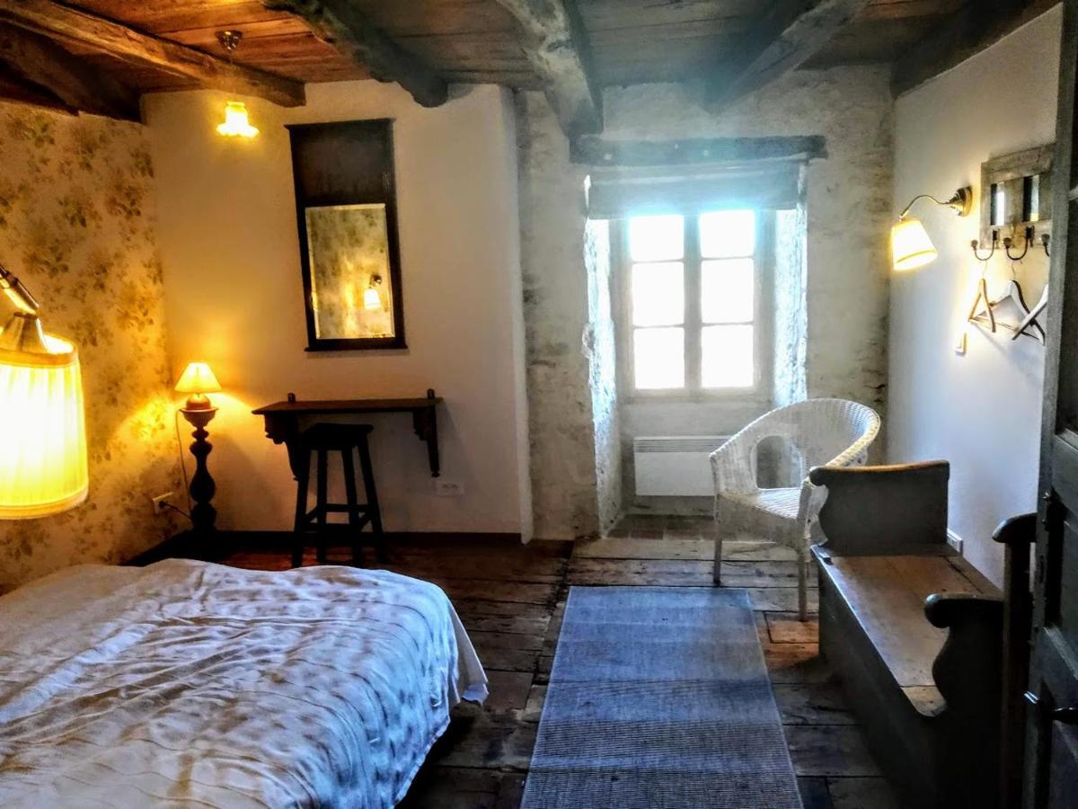 La Maisou-Pastel Et Fleur Sérignac Buitenkant foto